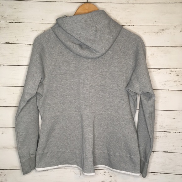 Nike fitted hoodie - Picture 2 of 6